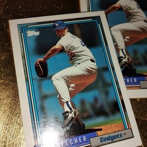 1992 Tops Gold Baseball # 688 Tim Belcher Card 2 Cards